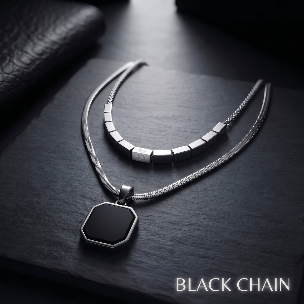 Collar Eclipse dual de acero inoxidable con dije de ónix negro — Black Chain
